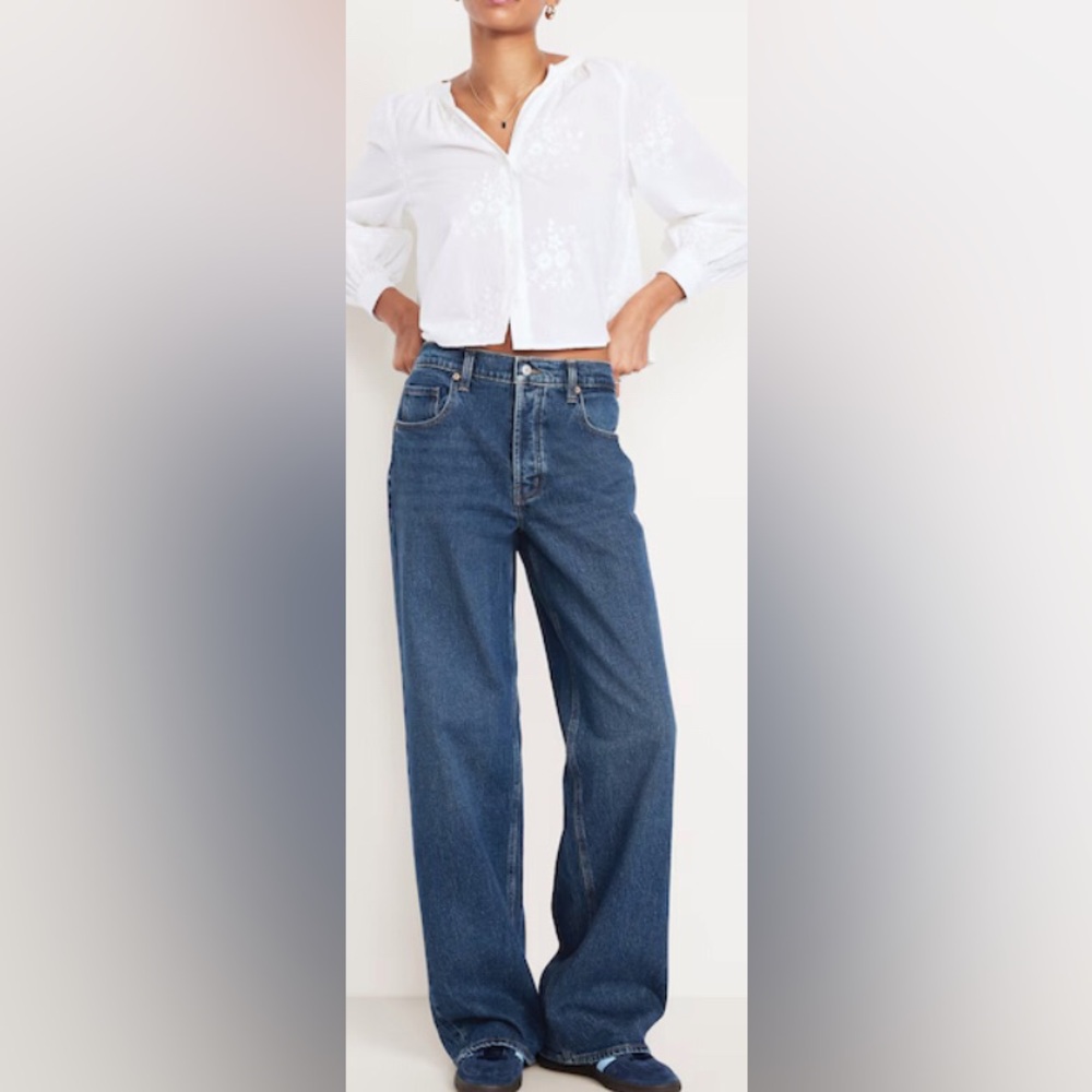 Old Navy Mid-Rise Slouchy Wide-Leg Jeans